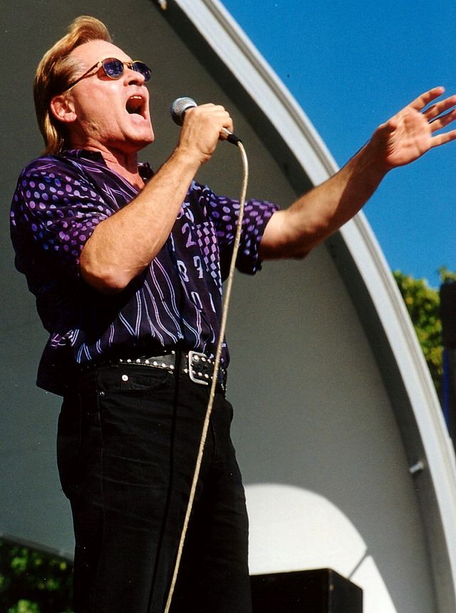Happy 73rd birthday, Marty Balin, best known as co-founder of Jefferson Airplane/Starship  