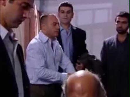 HERŞEYE EYVALLAH HIRLIYA EYVALLAH HIRSIZA EYVALLAH DOLANDIRICIYA EYVALLAH KAN EMİCİYE EYVALLAH AMA MAMUSSUZA DUR!