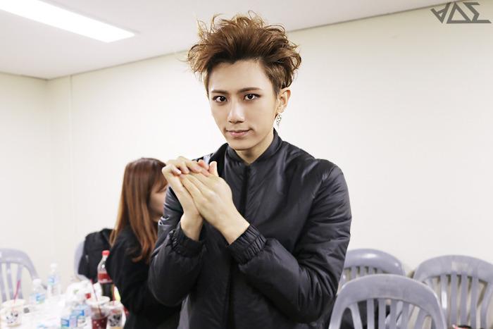 B8mdQklCYAAa0du.jpg:large