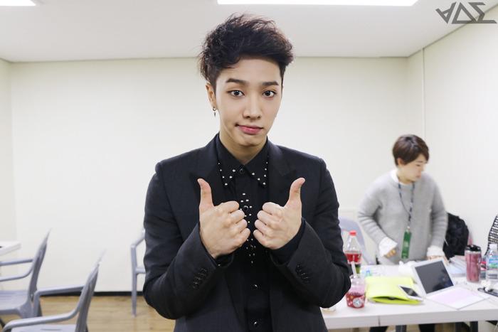 B8mdnmiCAAANzp-.jpg:large