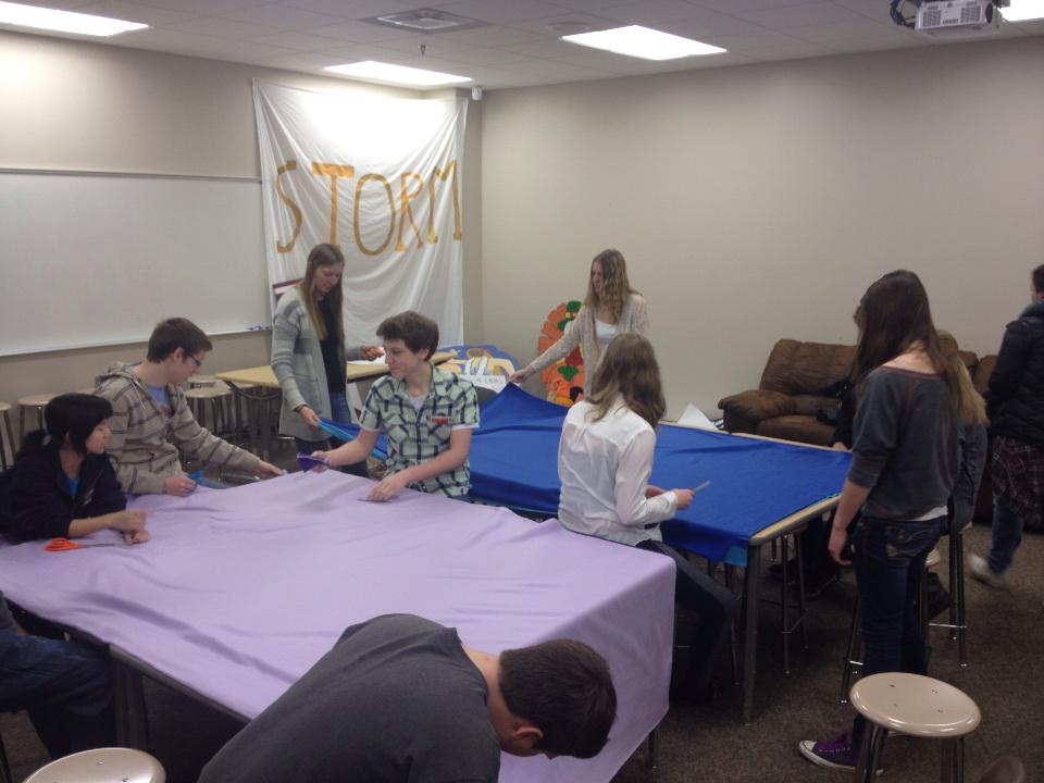 TCMcG01's tweet image. @Chan_Interact making tie baby blankets for Love INC of Eastern Carver County!