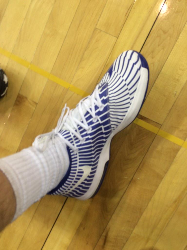On__The_DL's tweet photo. When you tell Devin Booker you like his shoes and he hands them to you>>> http://t.co/Ht3ivISCVT