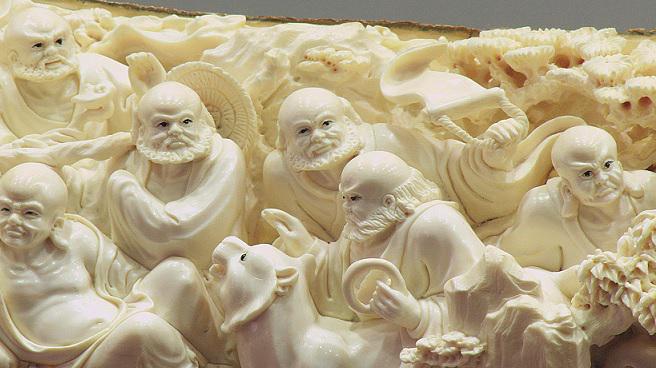 Valeurs actuelles ن tweet media