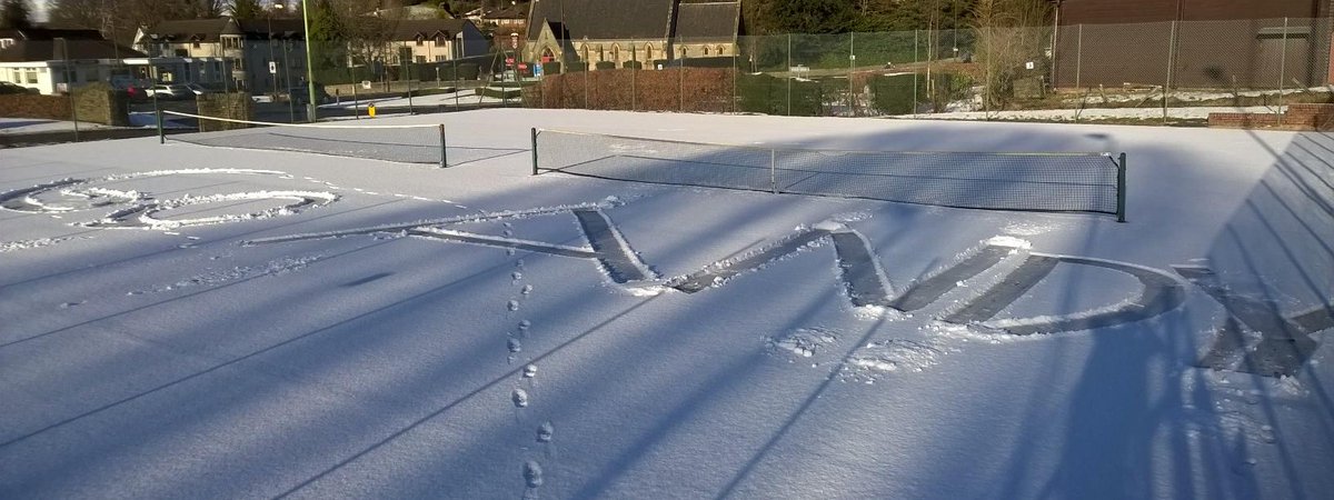 How 'cool' is this? RT: <a href="/dunblane_sc/">Dunblane Sports Club</a> Good Luck Andy!! <a href="/andy_murray/">Andy Murray</a> #Dunblanesportsclub #snow