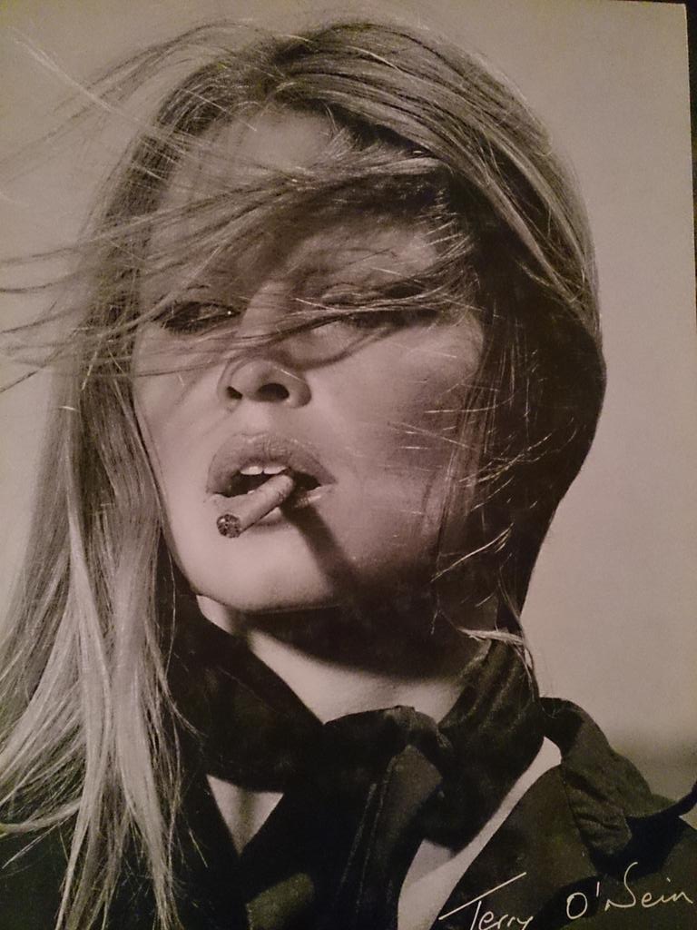 We love #TerryONeill <a href="/RansomArt/">Ransom</a> #PimlicoRoad. Limited edition iconic images. It's a treat!