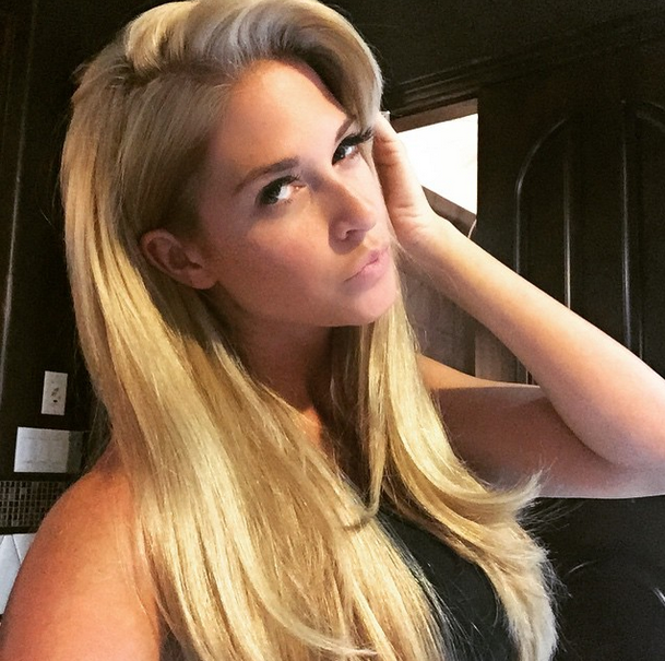 OffBarbie's tweet photo. Look who's backkkkkkkk #blonde 
Love it😍💞👍👌 http://t.co/FUO6CVxd43