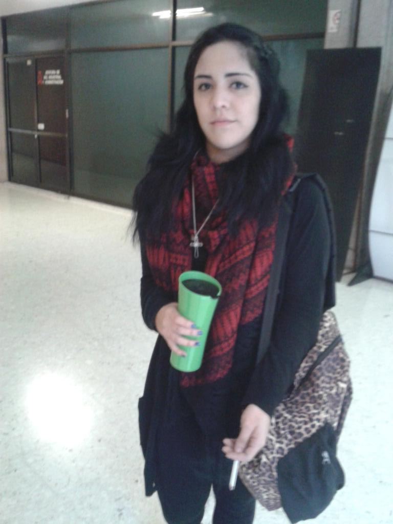 CastilloJaavier's tweet photo. Tipico desayuno de alguien de ciencias quimicas..  @LeticciaRomero http://t.co/ayT43GWbCh