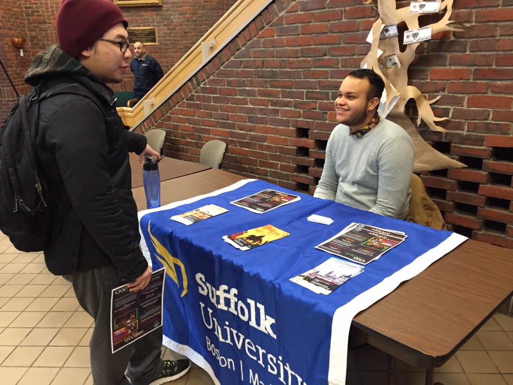 su_isso's tweet photo. Come talk to our Student Advocate Jonathan at Sawyer! #ramsabroad http://t.co/xjDjR8LUBN