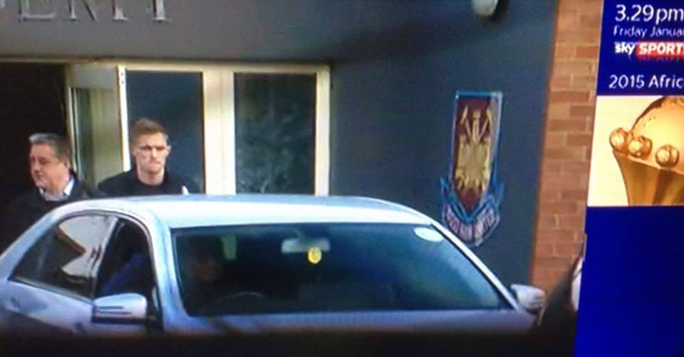 martelliditalia's tweet image. Darren Fletcher at WHU center , now.