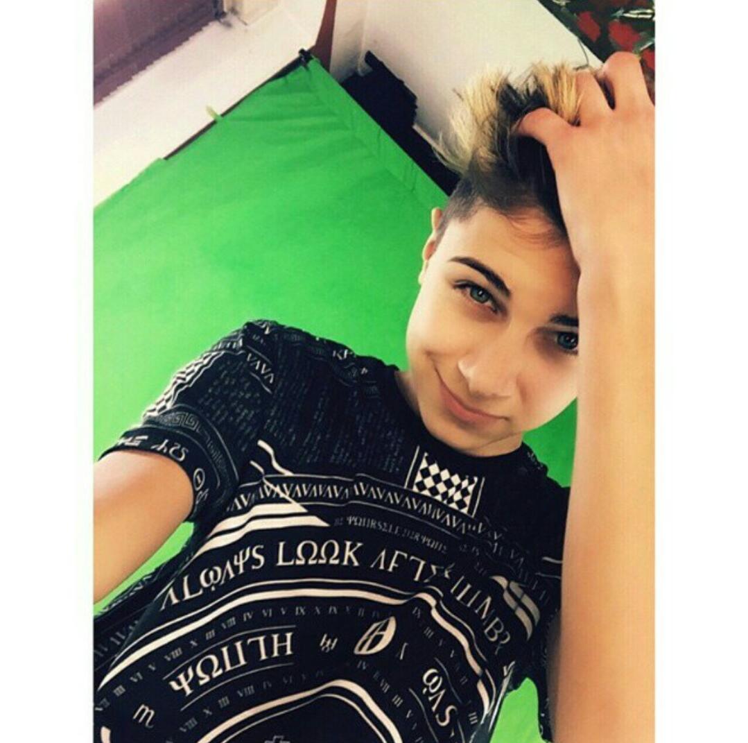 lr_rieger's tweet photo. ♕me plus you?♕ http://t.co/TQ5A4cSkIE