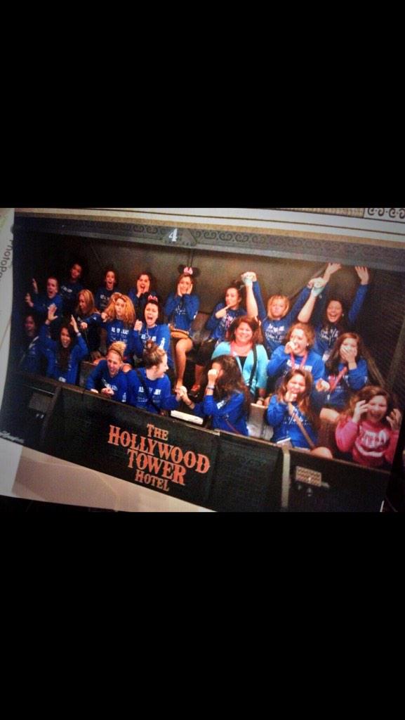 kelsiejevitz2's tweet photo. Good luck to all the JCA girls down at Disney for nationals!! Miss you guys all so much💖👯 http://t.co/XncUyFA5up