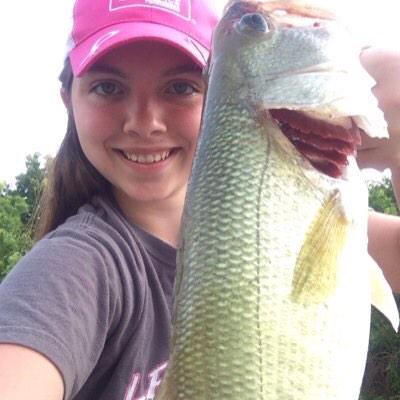 PromDatesChatt's tweet image. So an anonymous person nominated this country beauty, @Bri_Dillard18, who wants the chance of a lifetime with her😍