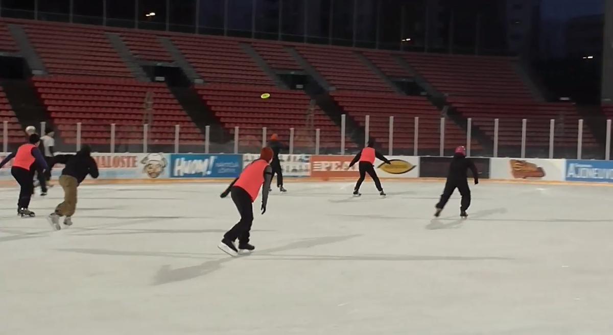 Only In Finland...Ice Ultimate: ultiworld.com/livewire/finla…