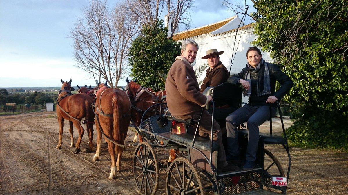 LosRepobladores's tweet photo. El domingo Juan Antonio 'Espartaco' y @marismenos estarán con nosotros en #SanJuandelPuerto ¿Te lo vas a perder? http://t.co/FHb6FHkv0W