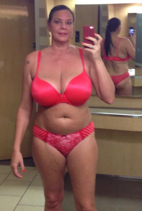 Tanning day http://t.co/QMQFYuOJHZ<a href="/tag/tbt"class="tags"><span>#tbt</span></a>