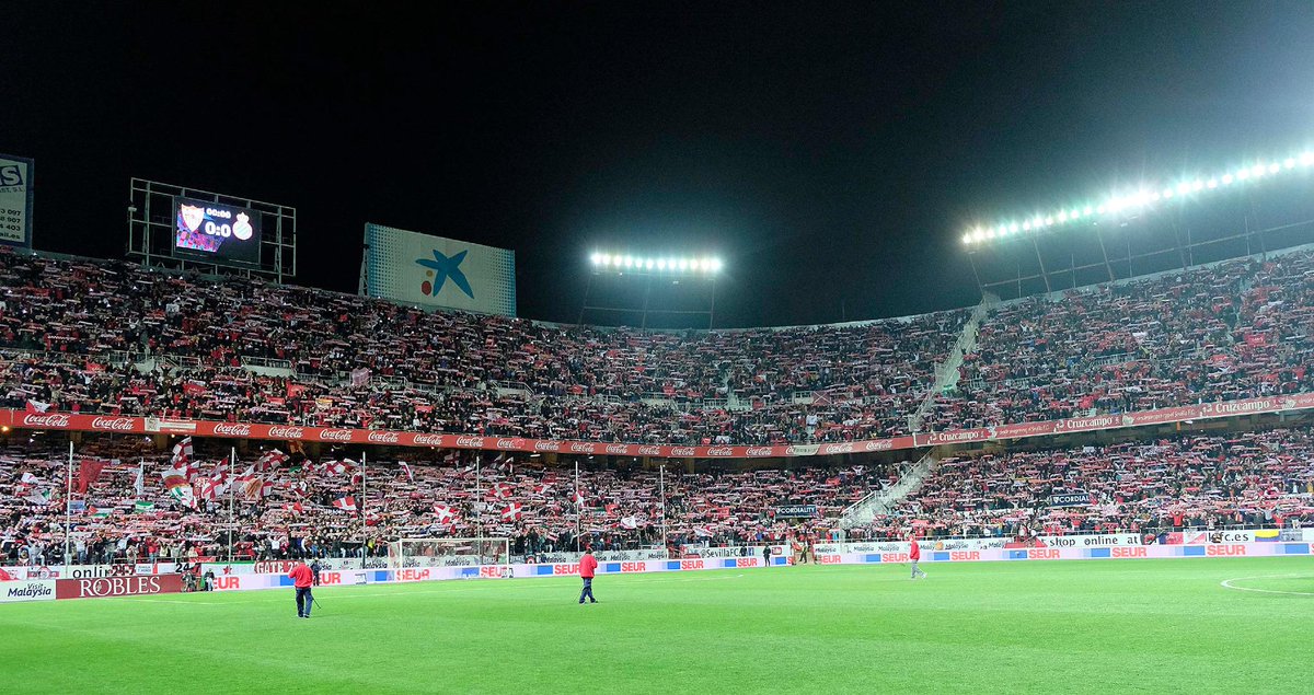 SevillaFC's tweet photo. La afición sí ganó su partido por goleada http://t.co/QwK0tBU967 #vamosmisevilla #GraciasAficion http://t.co/qHQavoXm3x