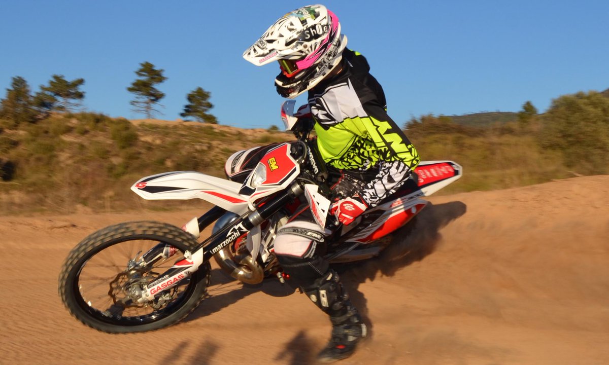 enduromagazin's tweet photo. ¡ENDURER@S!!!!! Fin de semana perfecto para dar gassss al enduro :) #cmon #enduro @XavierSubirana1 http://t.co/0bn6ssq9GZ
