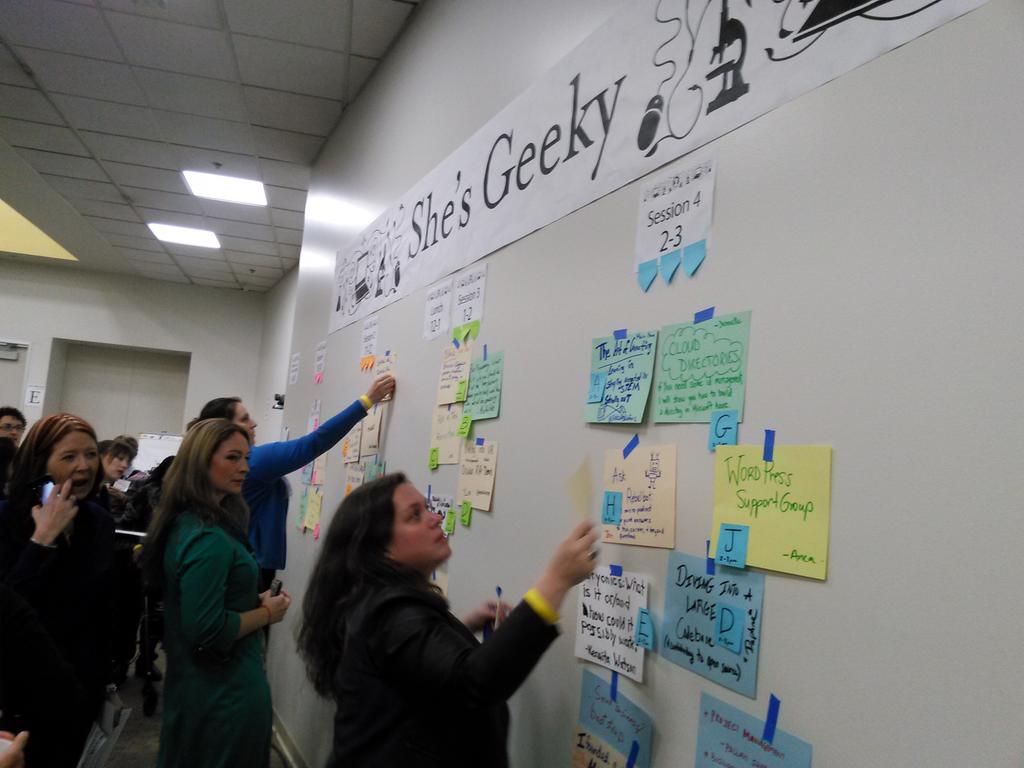 stingrahe's tweet image. 1st unconference - choosing sessions at #shesgeeky