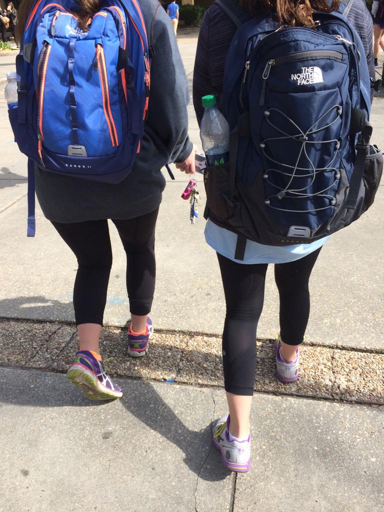 LTexada's tweet photo. During the winter lots of girls where fashionable leggings around LSU #soclcastle http://t.co/xpwCfoG3mD