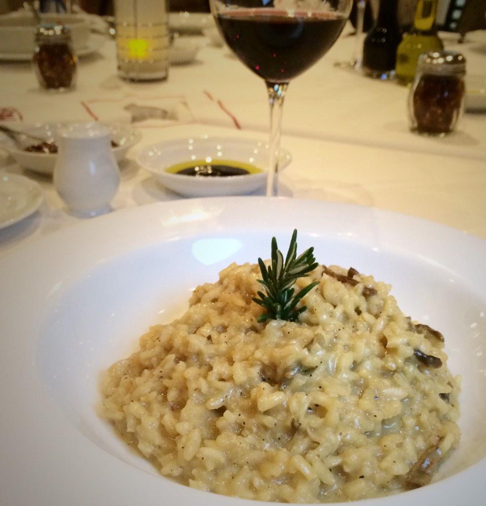 ManoLeTEPela's tweet photo. “@copasycorchos: Recién conocimos @PregoMx. Nuestro favorito el "Medaglioni di filetto otello" #Restaurantes http://t.co/HDQw2pfbJx”