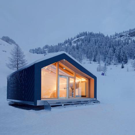 dezeen's tweet photo. Prefabricated ski and snowboard school installed beside Mont Blanc: http://t.co/2DZhNcMYAf #architecture http://t.co/6BLDQ8uRCt
