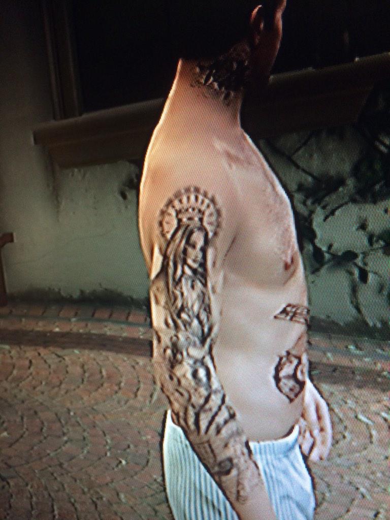 FelipeZamoranoo's tweet photo. Mucha tela los gráficos del GTA 5 creo yo...👌 http://t.co/7FLCxH4oCq