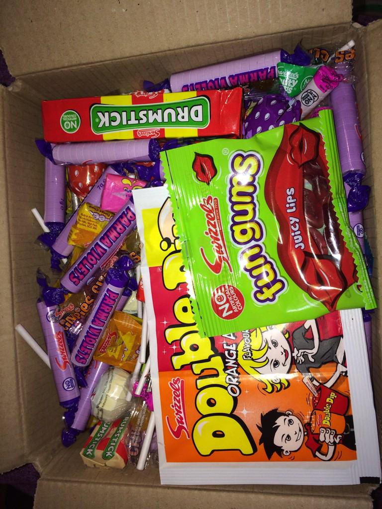 _justmeedee's tweet image. Just call me and @Coz837 the ultimate complaining dream team #freesweets