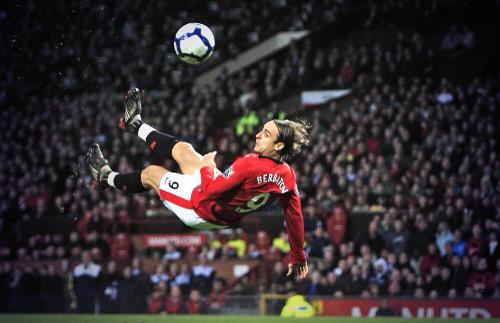 Happy 34th Birthday to Bulgarian legend and AS Monaco striker Dimitar Berbatov. Formerly of MUFC, Spurs & Fulham 
