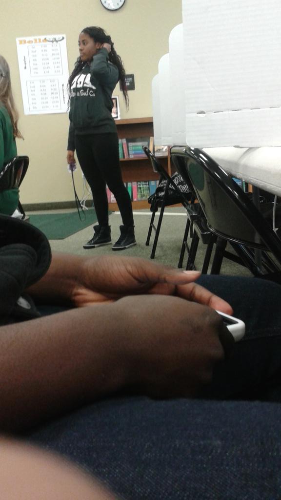 oAbstractBitch's tweet image. Got her ass