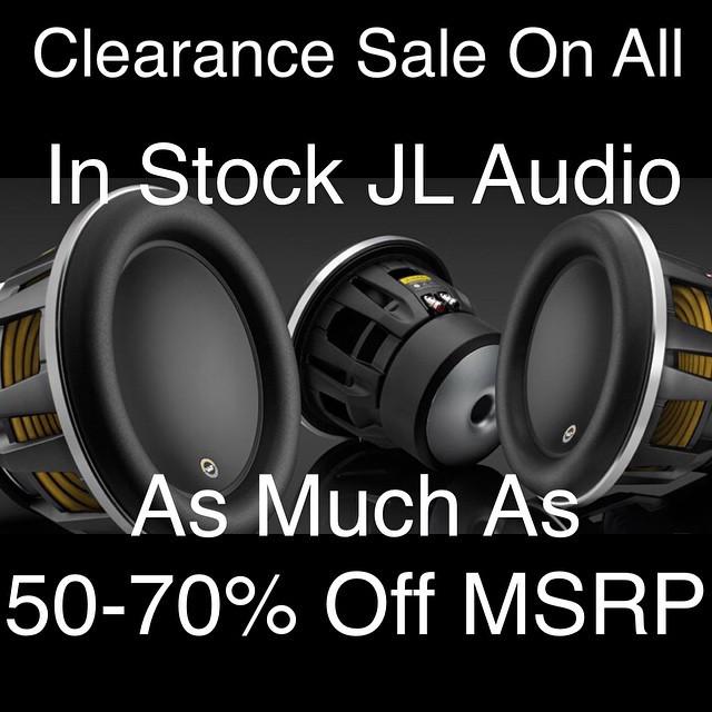 12voltronics's tweet image. More Car Audio:Stop by or call us at 732-922-4000 to get in on these great deals. #caraudio #caraudiosale #clearanc…