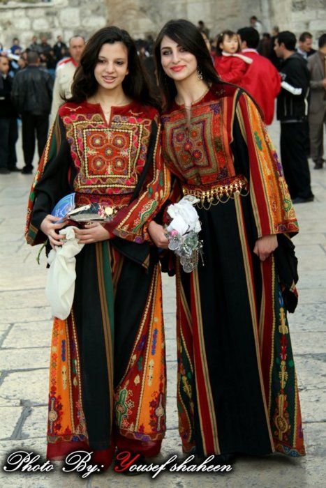 AbuYazan_Gaza's tweet photo. The Thawb (Palestinian/Syrian/lebanies/ Jordanian and Iraqi traditional clothes)
#NotIsraeli http://t.co/WVkgvHIJmW