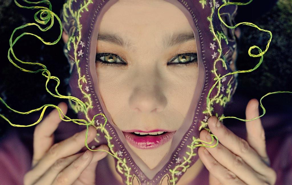 👍👍👍 RT <a href="/bjork/">björk</a>: “best! song! ever!” 

nyti.ms/1ByDkqc 

photo: andrew thomas huang