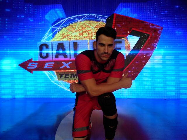 TCdeportesEC's tweet photo. ¿Superará #Los500retuitsC7 #ElCompetidorMasQuerido #SucuElMasQuerido? ¡Dale un #MegaRTC7 si es el más querido! http://t.co/ugyVXrWAU4