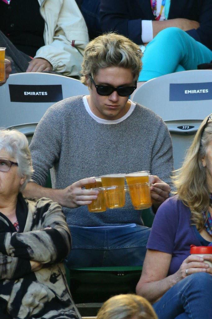 the1Dscene's tweet image. #NEW HQ Niall at the Australian Open 30.01.2015