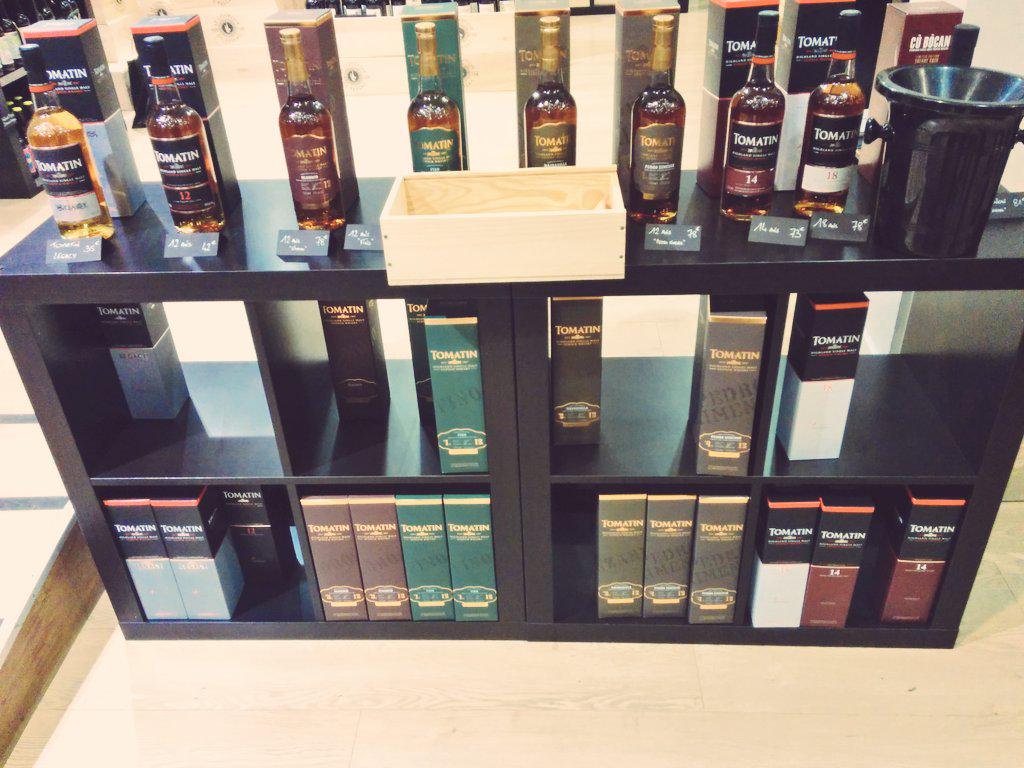 Tomatin1897's tweet photo. Excellent busy tasting at in Bordeaux this evening - check out the before and after pics, think we were a hit?! http://t.co/qQI9FbFAdt