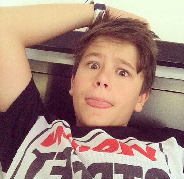 SiriusXMHits1's tweet photo. 😍😍 @JaiWaetford is slaying all the little baes out there with #Shy on the #YouTube15 w/ @Jenna_Marbles! 😉 😍 😘 http://t.co/O6OuNjcs9T