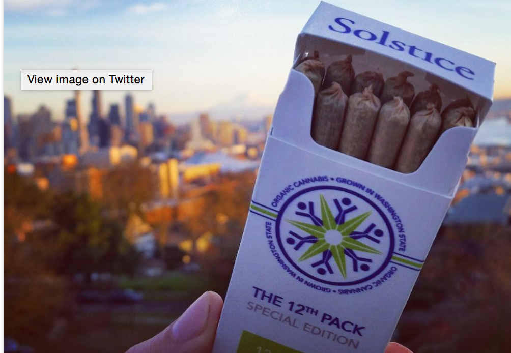 bud_breakfast's tweet image. Are you ready for the #SuperBowl?#lhttp://www.huffingtonpost.com/2015/01/29/12000-joints-super-bowl_n_6573816.html