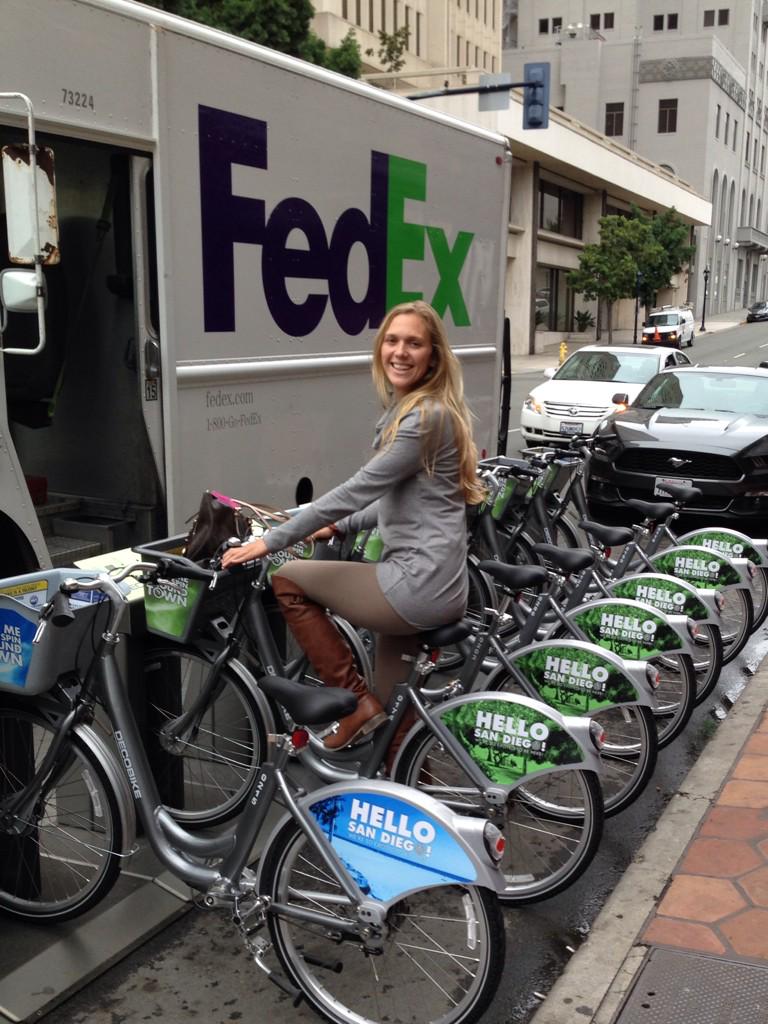CirculateSD's tweet image. We are so excited to see SD's bike share program up and running! Happy Friday!