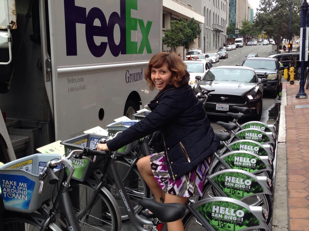 CirculateSD's tweet image. We are so excited to see SD's bike share program up and running! Happy Friday!