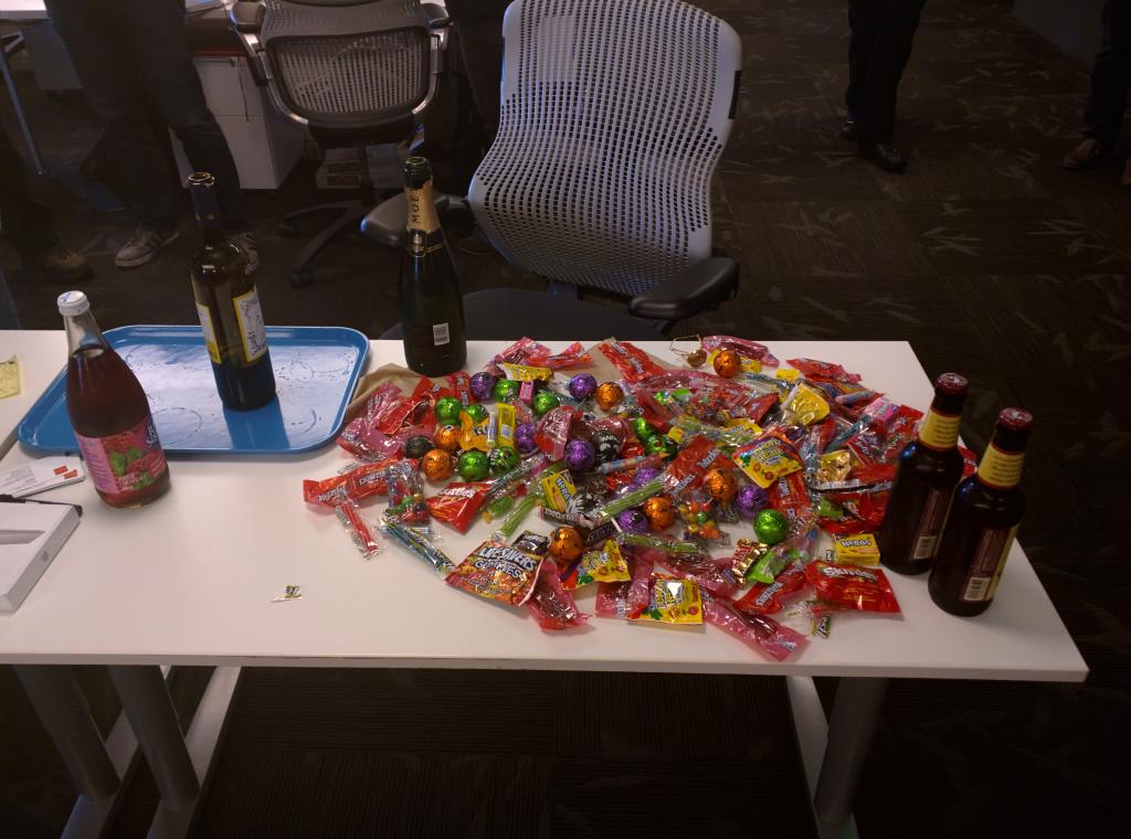 roopakv's tweet image. And we renewed our AoC ... #celebrate with Candy and wine cc @GreenScreenCine  @larkinryder #twittercommerce