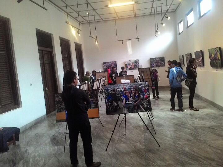 Yg blm dateng ke pameran, silakan tinggal 2 hari lagi :) dari jam 10.00 - 18.00  <a href="/infobandung/">infobandung</a> <a href="/simamaung/">SIMAMAUNG SPORT</a> <a href="/persib/">PERSIB</a>