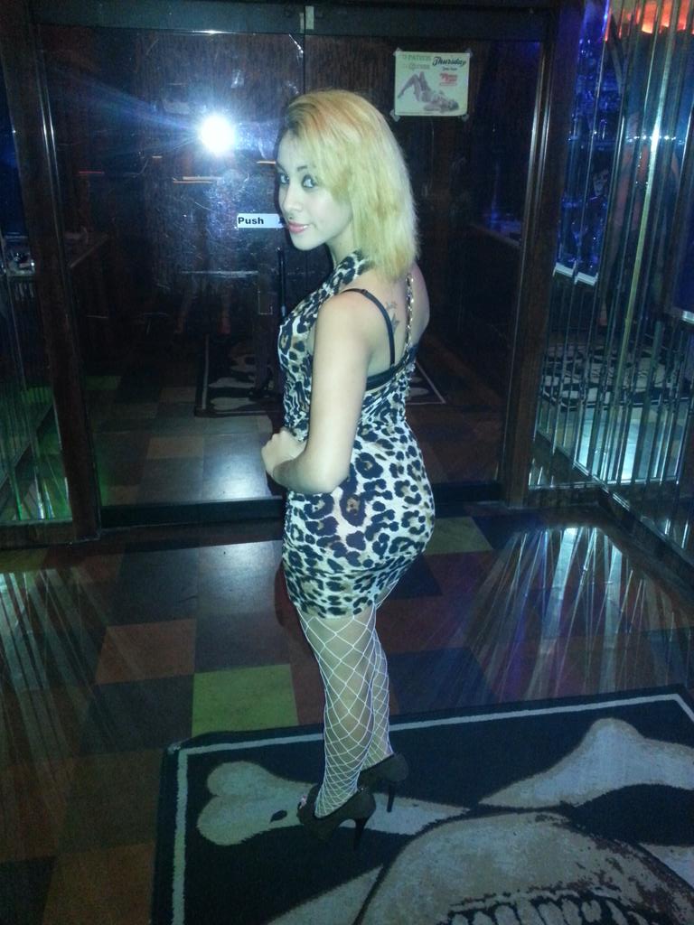 jadebaybee15's tweet photo. Come into treasure chest and see me. 8556 park blvd Seminole fl 33777 http://t.co/35vN3wzwAa