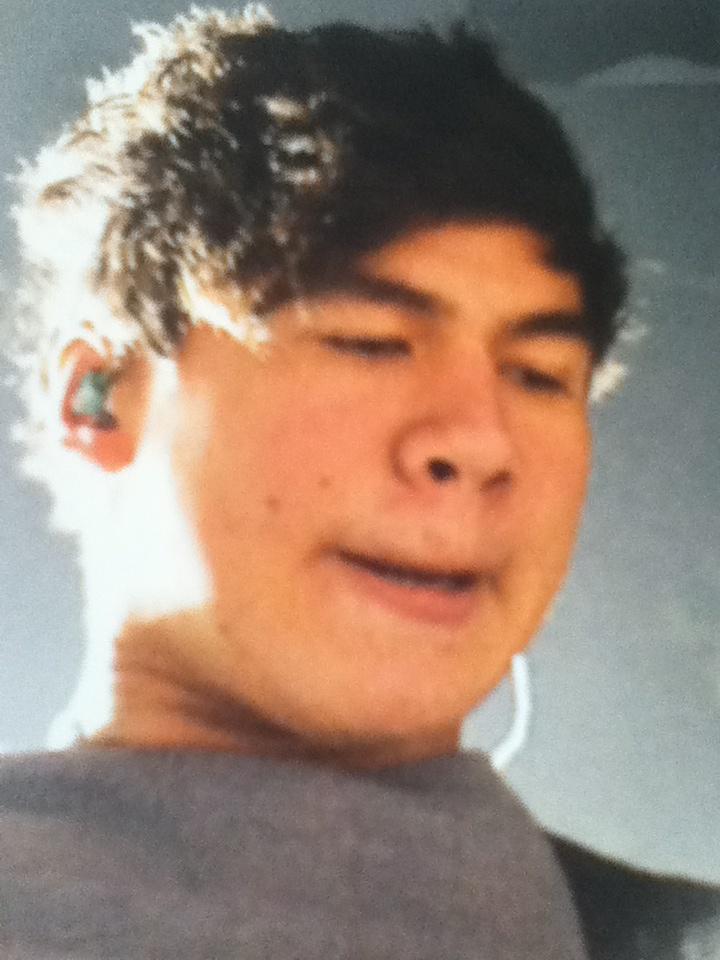 Claire_est1997's tweet image. #LoopOff5SOS Calum always manages to be attractive all the time