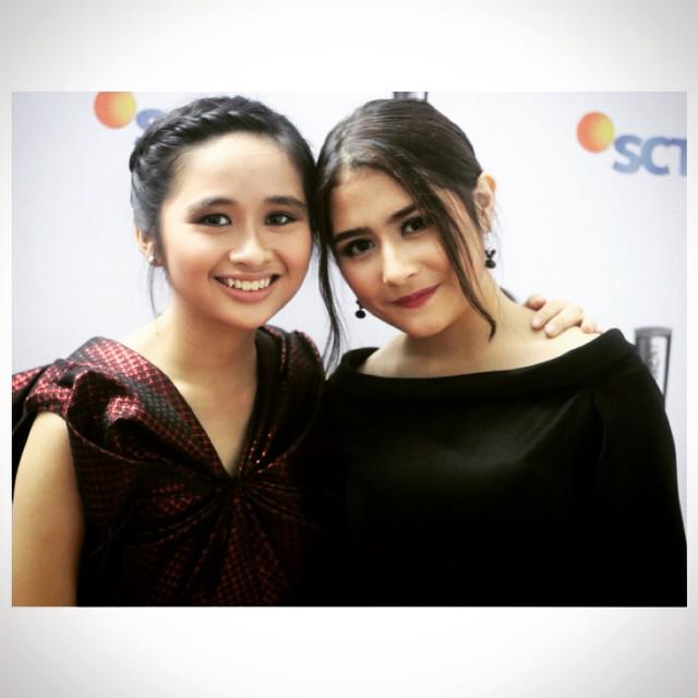 batagorbandoenk's tweet photo. Thank's sdh menyaksikan Infotaiment Awards,doakan kk @gritteagathaa bs dpt penghargaan spt @PrillyBie dithn depan! :) http://t.co/aRiFCQQq8A