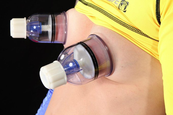 Huneee Bee at http://t.co/SKrukobuhV... Air removed... Sucks on her Boobs/Nipples... http://t.co/jdM