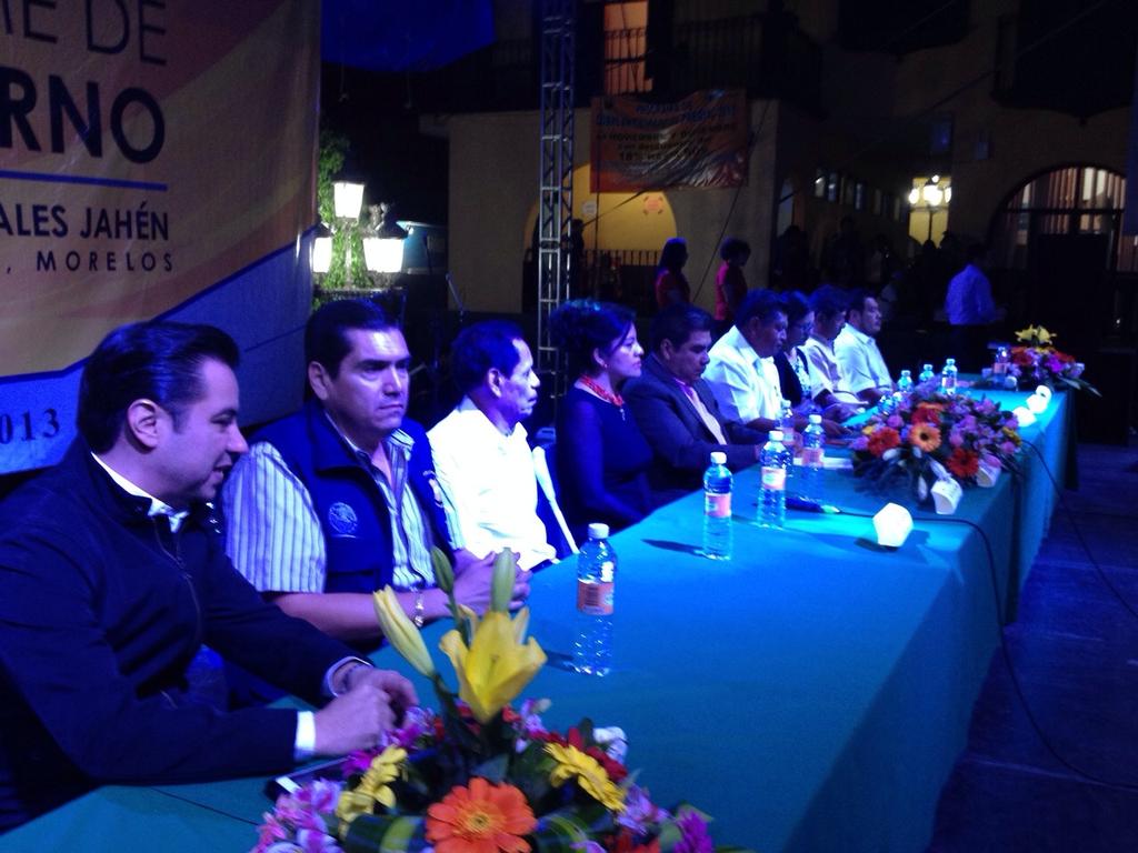 IDEFOMM's tweet photo. 2do. Informe de Gobierno del Presidente Mpal. de  #Atlatlahucan, Benigno Arenales Jahen @DH_Idefomm http://t.co/5Y1dd5avYw