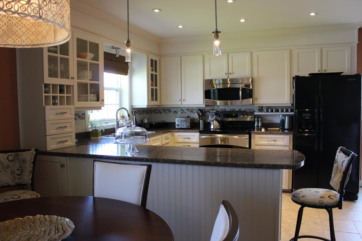 Post your best kitchen remodel pictures with your business info.
We always want to see before and after photos