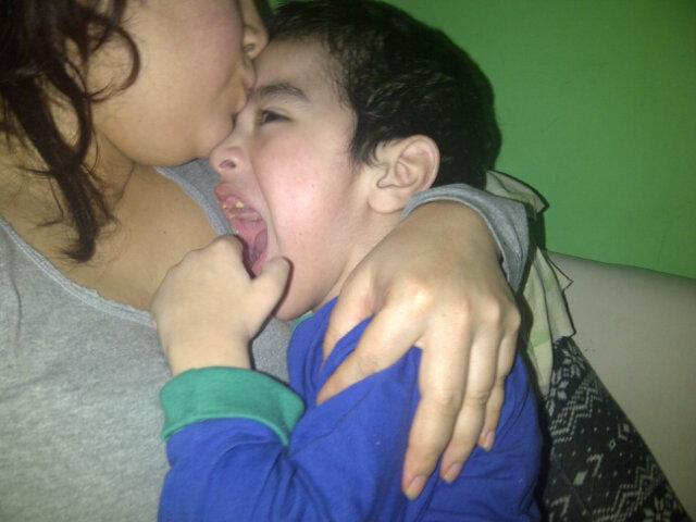 sonia_dgn's tweet photo. "La cantidad de besos que le brindes a un bebé es el equivalente a lo cariñoso que será en el futuro" http://t.co/pw5ERrKsCn