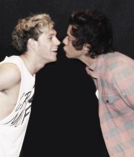 Harry's Cupcake (@prettybcy_) on Twitter photo 