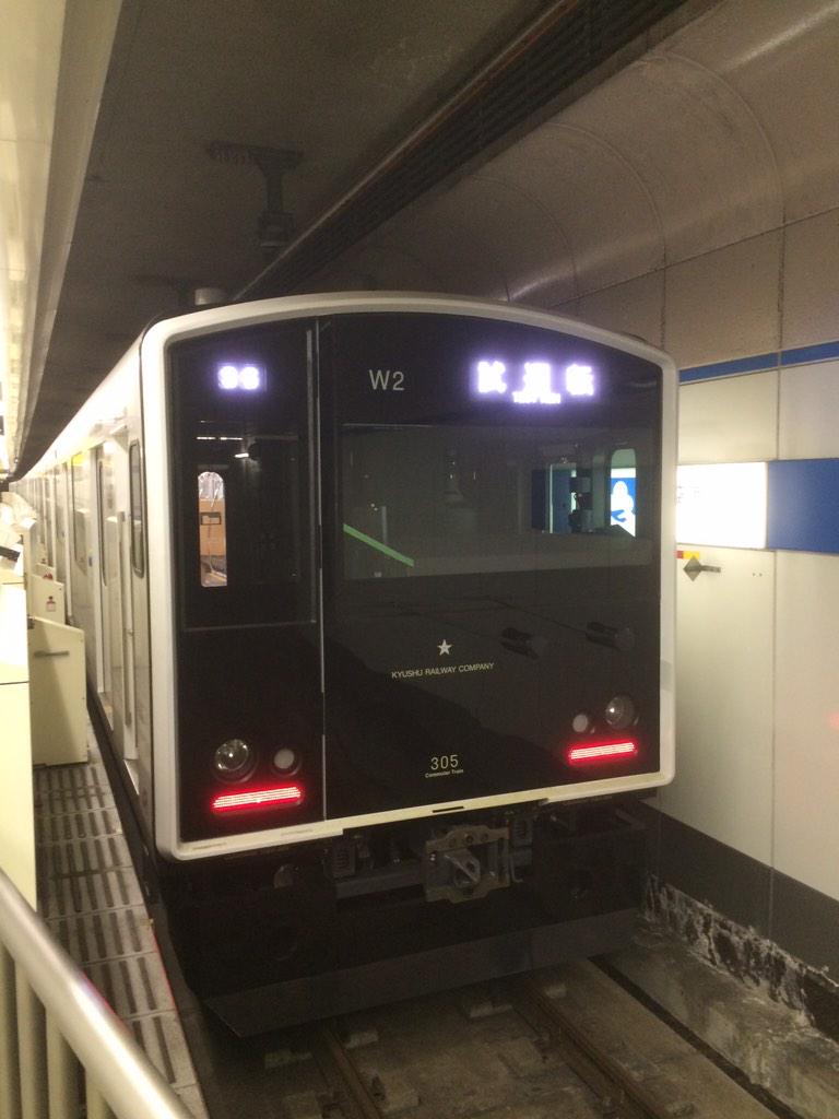 JR九州新型、305系の試乗会ツイートまとめ 「QRコードみたいな床の模様は読み取れない」など Togetter [トゥギャッター]